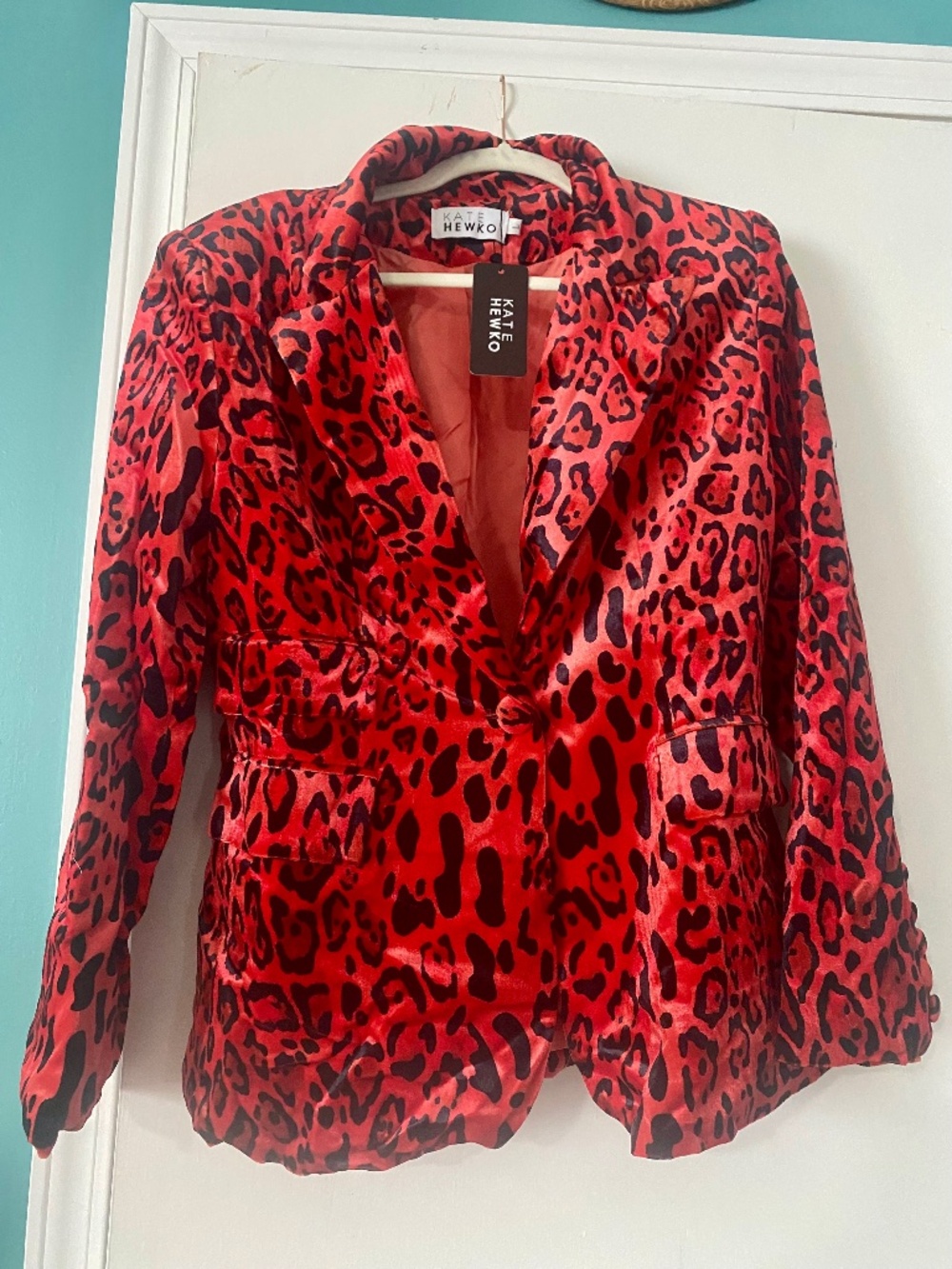 Kate Hewko gorgeous red velvet 2-piece suit SZ L